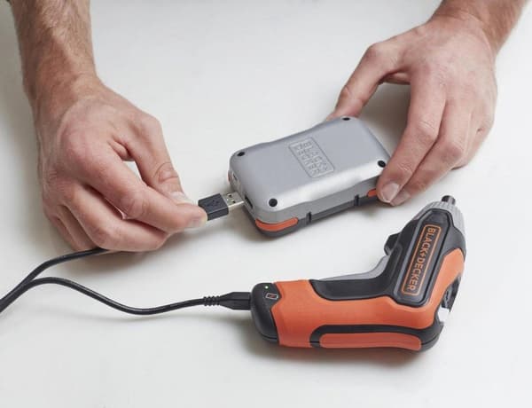 BLACK+DECKER BCF611CK-QW Skruetrækker - 3,6V - inkl. 3 skruebits