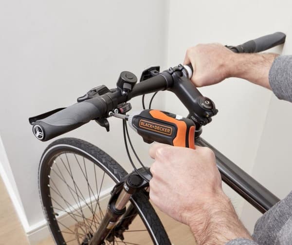 BLACK+DECKER BCF611CK-QW Skruetrækker - 3,6V - inkl. 3 skruebits