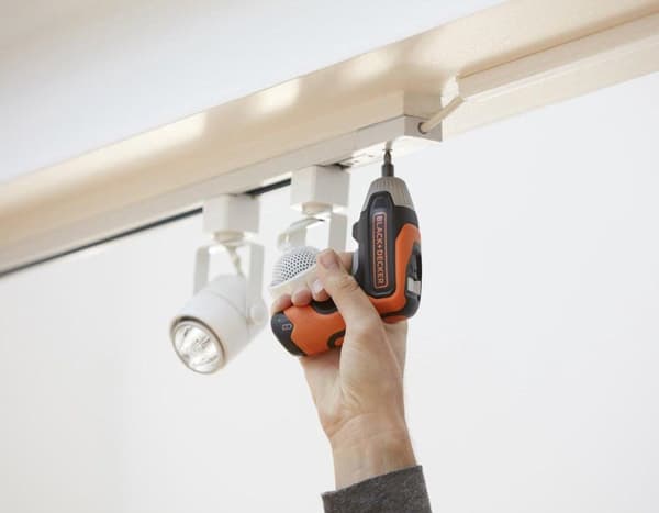 BLACK+DECKER BCF611CK-QW Skruetrækker - 3,6V - inkl. 3 skruebits