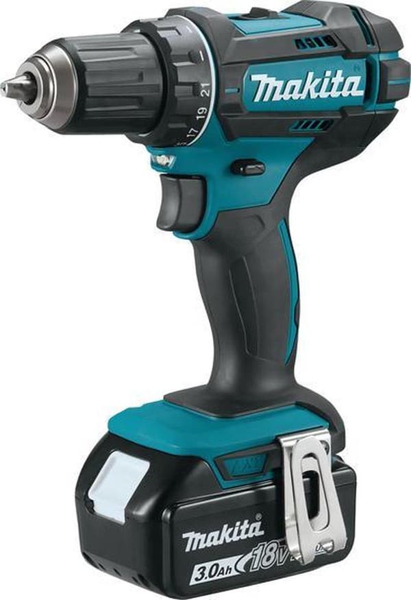 Makita DDF482RFJ 18V Li-Ion batteridrevet bore-/skruetrækker (2x3,0Ah batteri)