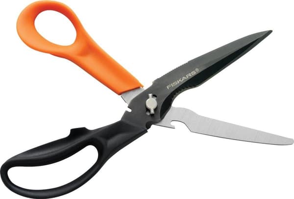 Fiskars Saks - Klip & Mere - 23 Cm - Sort/Orange