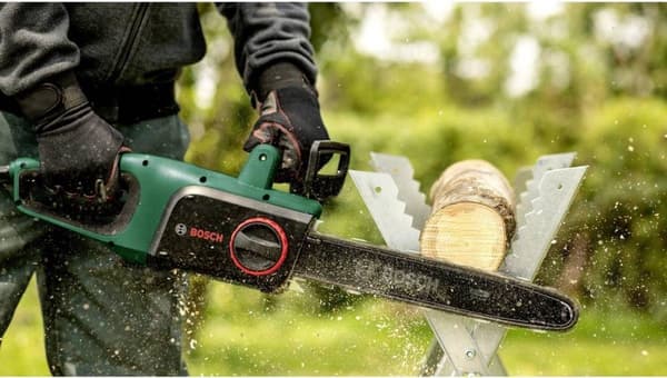 Bosch UniversalChain 35 Motorsåg - 1800W - 350 mm