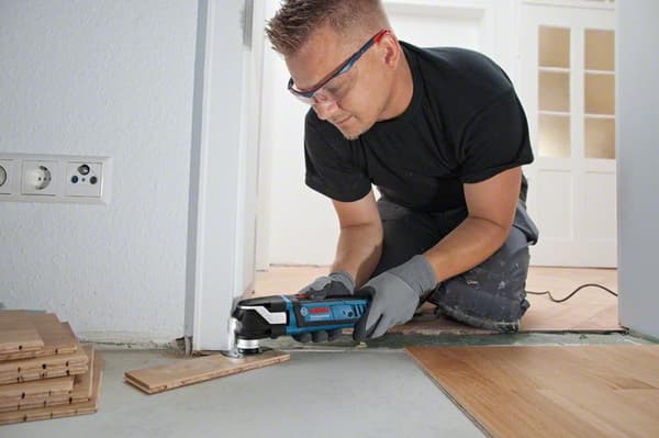 Bosch Professional GOP 40-30 monitoimityökalu - värähtelevä - 400 wattia - 12 lisävarusteella