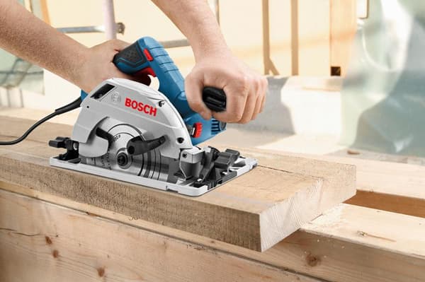 Bosch Professional GKS 55+ GCE -pyörösaha - 1350 wattia - 63 mm:n leikkaussyvyys