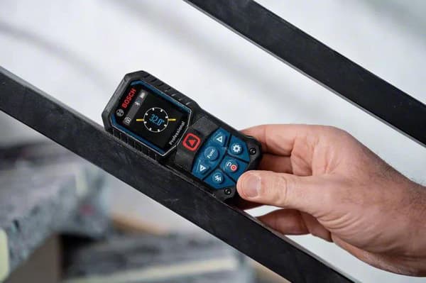 Bosch GLM 50-27 C Professional laseretäisyysmittari - 50 metriä - punainen