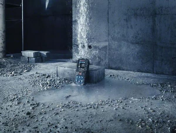 Bosch GLM 50-27 C Professional laseretäisyysmittari - 50 metriä - punainen