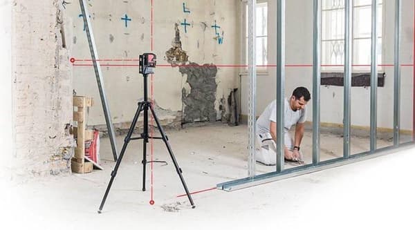 Leica Lino L2P5-1 Point/line laser kotelo - 25m
