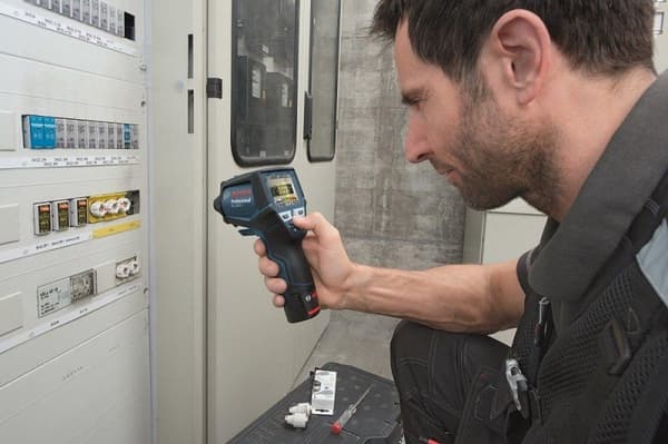 Bosch Professional GIS 1000 C Termometer - Enkel mätning av temperaturer och fukt