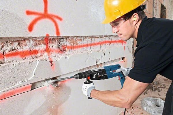 Bosch Professional GBH 2-28 F Borehammer - 880 Watt - 3,2 J - Med opbevaringsæske