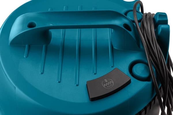 Makita Pölynimuri 230V VC2000L