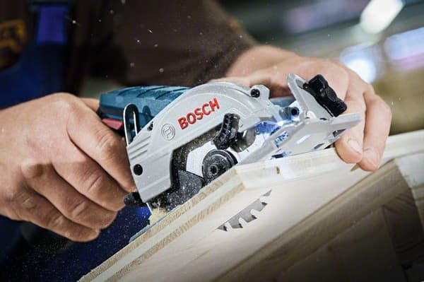 BOSCH PROFESSIONAL Sladdlös Cirkelsåg GKS12V-LI - 26,5 mm Skärdjup - Exkl. Batteri Och Laddare