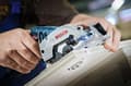 Miniatyrbild 2 av 4: BOSCH PROFESSIONAL Sladdlös Cirkelsåg GKS12V-LI - 26,5 mm Skärdjup - Exkl. Batteri Och Laddare