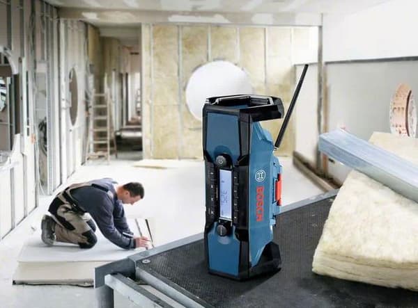 Bosch Professional GPB 18V-2 C Työmaaradio 230V/18V Basic Body - 06014A3000