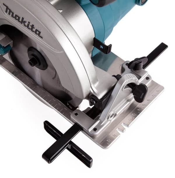 Makita 230 V Cirkelsåg 165 mm - HS6601