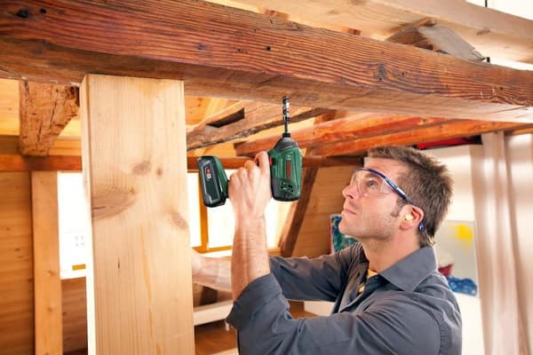 Bosch AdvancedImpactDrive 18 johdoton iskuohjain - sis. kaksoisruuviterä - Ilman 18 V akkua ja laturia