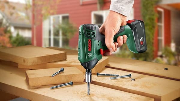 Bosch AdvancedImpactDrive 18 johdoton iskuohjain - sis. kaksoisruuviterä - Ilman 18 V akkua ja laturia