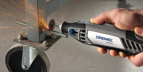Dremel S724 Uniwersalny zestaw akcesoriĂłw - 150 szt