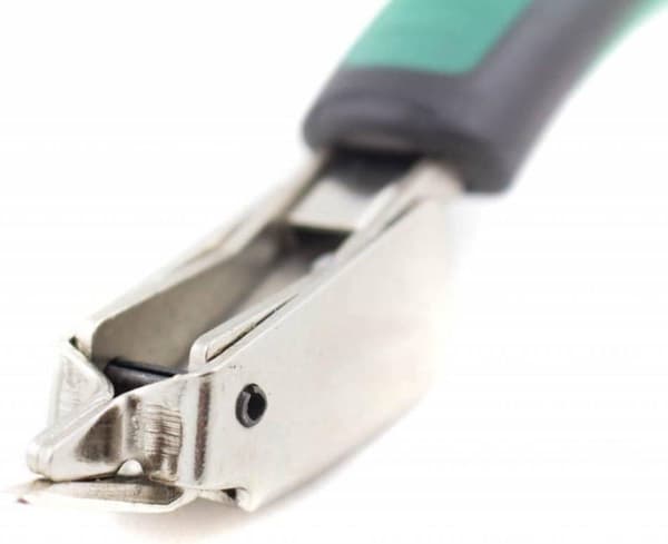 Bruder Mannesmann Hand Tacker
