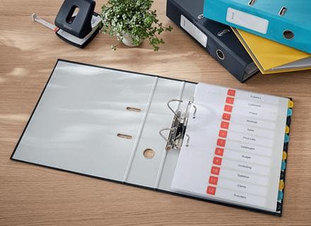 LEITZ plastfolder Cosy Soft-Touch, DIN A4, 80 mm, grå utan kantskydd, tillverkad av grå kartong med mjuk yta, - 1 st (1061-00-89)