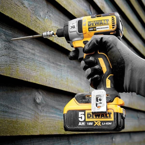 DeWalt DCF887P2-QW sladdlös slagnyckel 2x 5,0Ah batteri