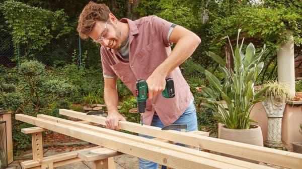 Bosch EasyDrill 18V-40 Akku boremaskine - Med 2x 18V batteri og en oplader