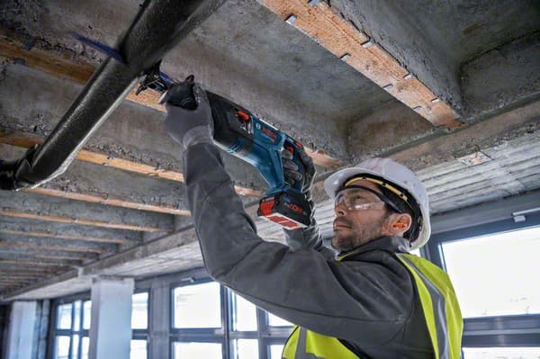 Bosch GSA 18V-28 Professional