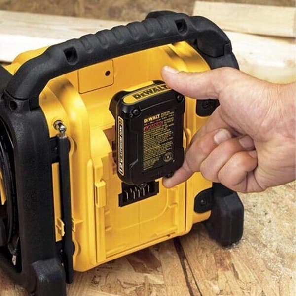 DeWALT DCR020-QW Radio Portable Digital Svart - Gul (DCR020-QW)