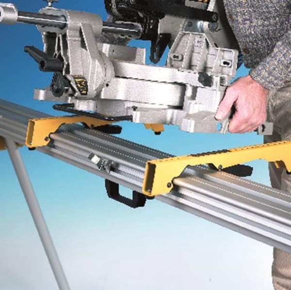 DeWALT DE7023-XJ - Stativ för geringssåg - Längd: 1,94 m