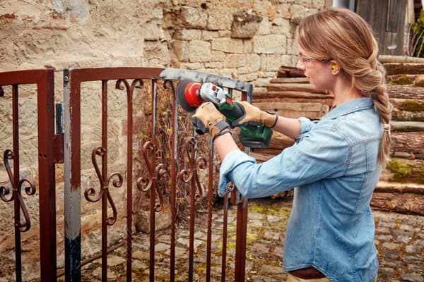 Bosch UniversalGrind 18V-75 - vinkelsliber - ledningsfri - 125 mm - uden batteri - 18 V