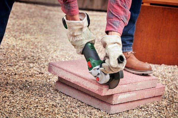 Bosch UniversalGrind 18V-75 - vinkelsliber - ledningsfri - 125 mm - uden batteri - 18 V