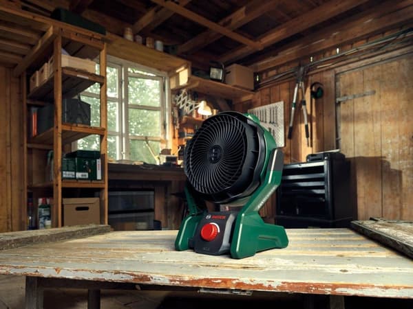 Bosch Home and Garden UniversalFan 18V-1000 johdoton tuuletin (06039E1001)