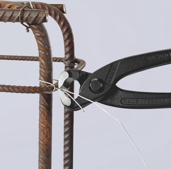 Knipex 99 00 280. Typ: pincett, klipplängd: 2,8 mm, material: stål. Längd: 28 cm, vikt: 455 g (9900280)