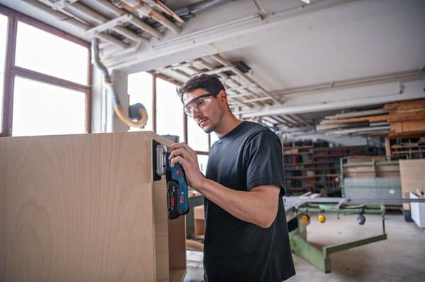 Bosch GSS 18V-13 Professional - orbitalslipmaskin - batteri - utan batteri, utan laddare - 18 V