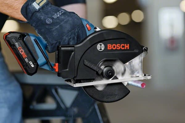 Bosch GKM 18V-50 Professional - rundsav - batteri - 136 mm - uden batteri - 18 V (06016B8000)