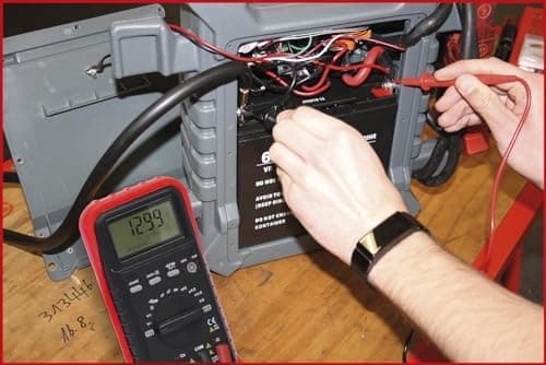 CLUB3D USB-autolaturi 1xUSB CA 63W 12/24V vähittäismyynti (CAC-1922)