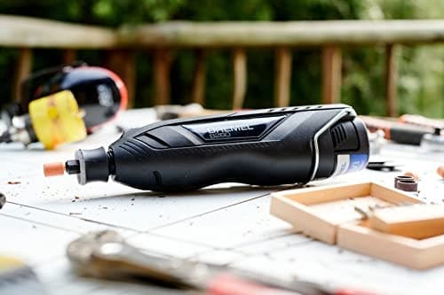 CLUB3D USB-autolaturi 1xUSB CA 63W 12/24V vähittäismyynti (CAC-1922)