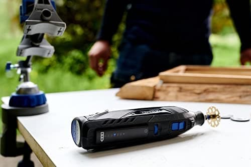 CLUB3D USB-autolaturi 1xUSB CA 63W 12/24V vähittäismyynti (CAC-1922)