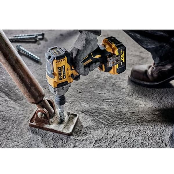 Kompakt sladdlös 1/2" slagdragare XR 18V 5.0Ah li-ion borstlös DEWALT Säkerhetsring - DCF891P2T-QW