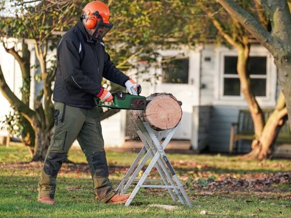 Bosch AdvancedChain 36V-35-30 Motorsåg - Utan 36 V batteri och laddare