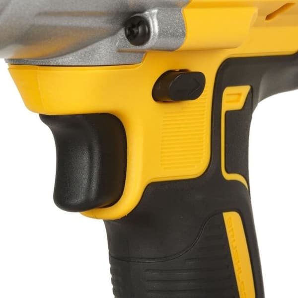 DEWALT XR Slagnyckel 18V 5Ah Li-Ion 3 hastigheter levereras med 2 batterier i TSTAK-låda, klämbar och stapelbar