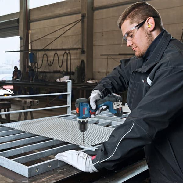 Trådlös slagningsborrmaskin GSB 18V-65 - BOSCH - utan batteri, utan laddare - L-Boxx - 06019N3201