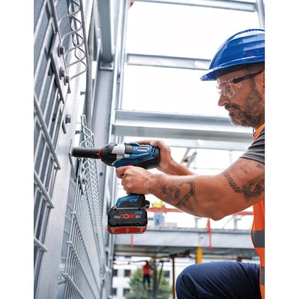 BOSCH GDS 18V-1000 Slagnyckel (2 x 5,0 Ah + GAL18V-40 + L-Boxx 136)