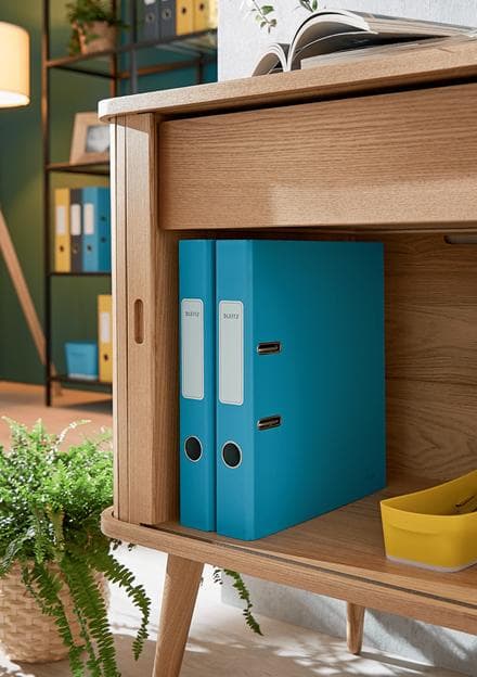 LEITZ plastfolder Cosy Soft-Touch, DIN A4, 52 mm, blå utan kantskydd, gjord av grå kartong med soft-touch yta, - 1 st (1062-00-61)