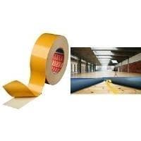 tesafix dobbeltklæbende tape 4964, 50 mm x 50 m rivefast stofbagside, med gummiklæber på begge sider (04964-00076-00)