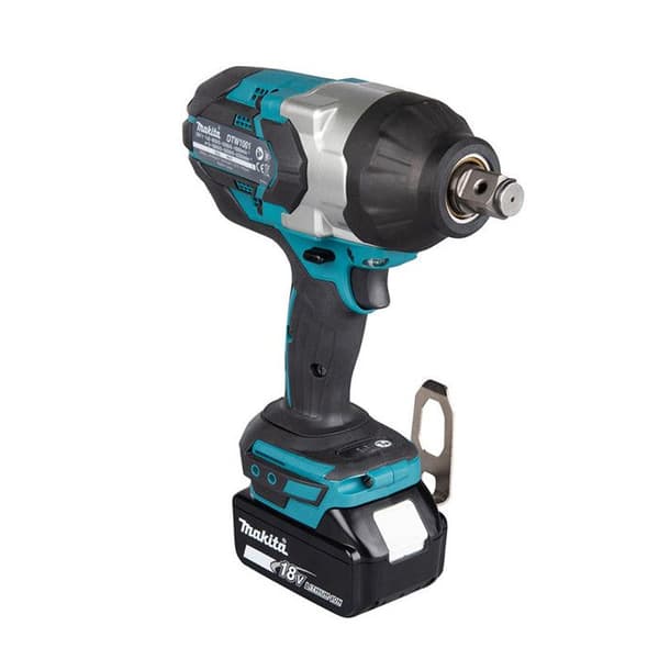 18V slagnyckel + 2 5 Ah batterier + laddare + MAKPAC box - MAKITA - DTW1001RTJ