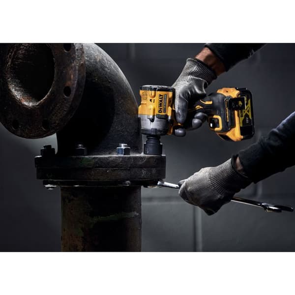 Boulonneuse med slag DEWALT 1/2' XR - 18V 5.0 Ah - Säkerhetsring - DCF921P2T-QW