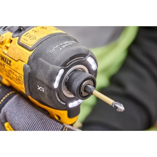 Lommelygte Ledlenser MH 8 Sort-Sort