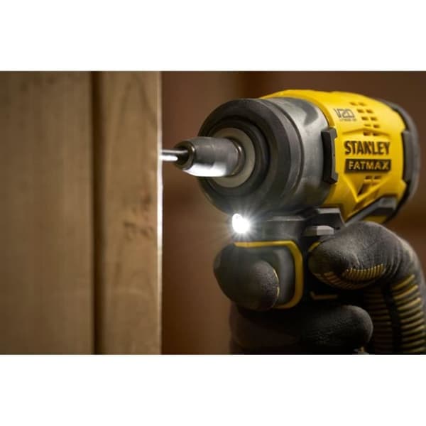 Trådlös slagmutterskruvdragare - 18V - Stanley Fatmax - Borstlös - SFMCF910B-XJ - Utan batteri