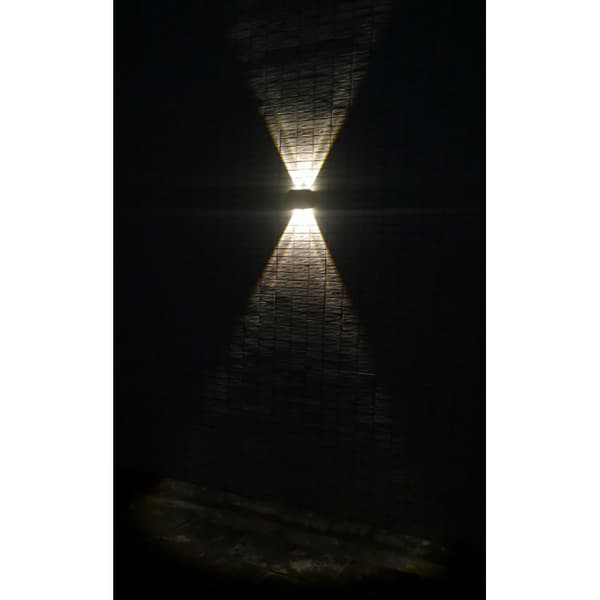 INF Solcellevegglampe med LED-perler RGB Model 1