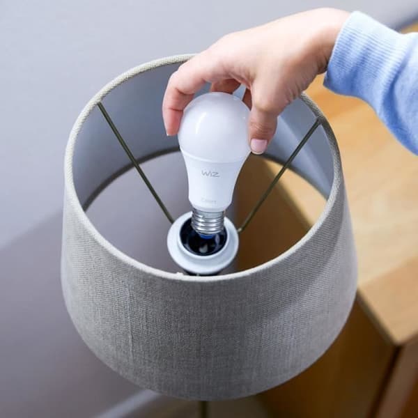 Standard LED-lampa e27 8w 2.700k-6.500k 806lm wifi philips wiz
